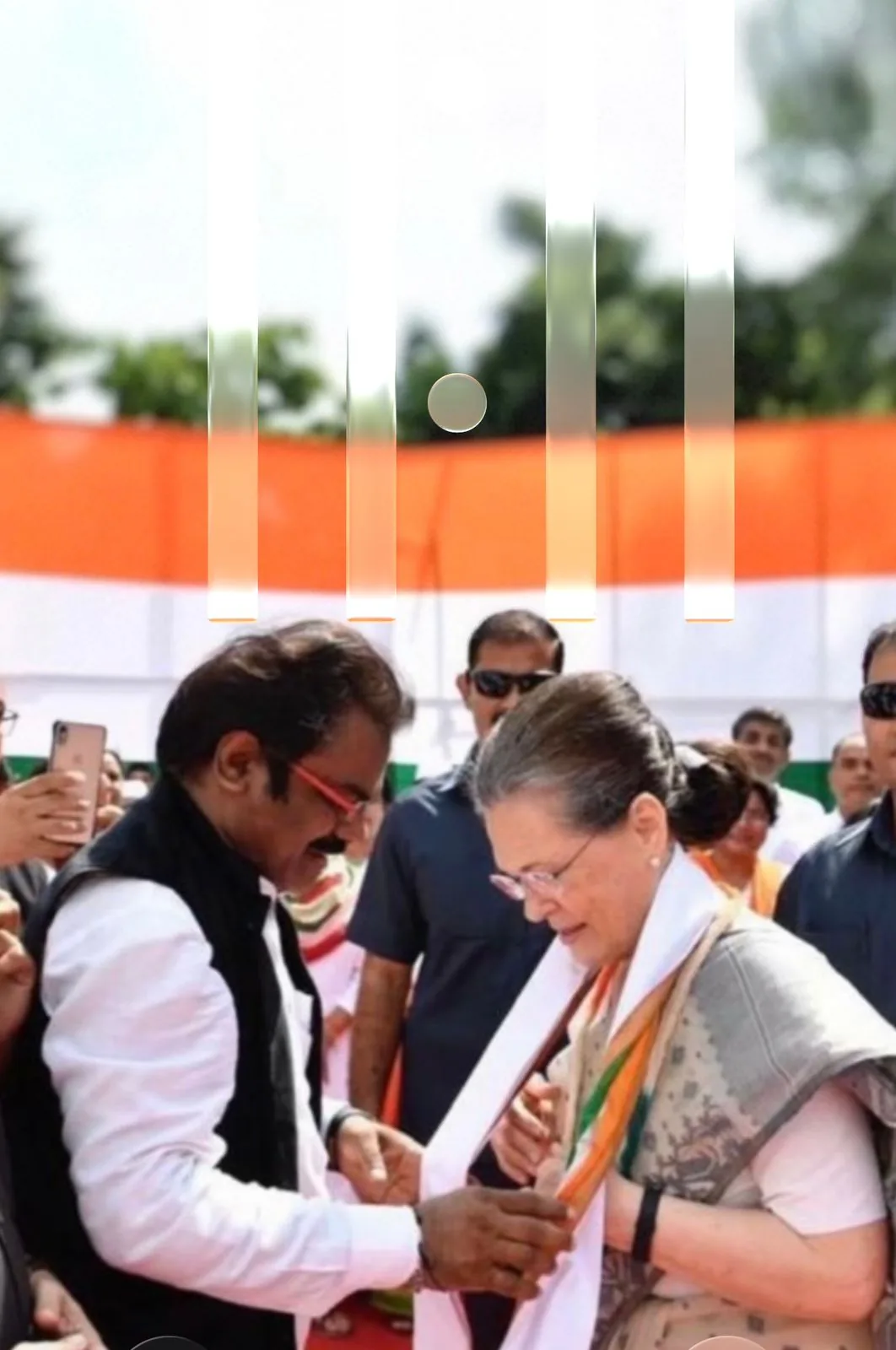 Dr. Shivanand Hulyalkar greeting Smt. Sonia Gandhi at a Congress gathering